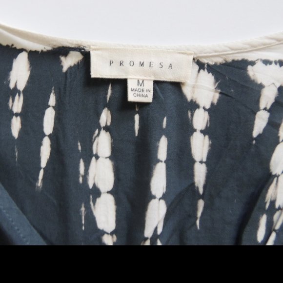 Promesa light weight long sleeve romper - Picture 3 of 6